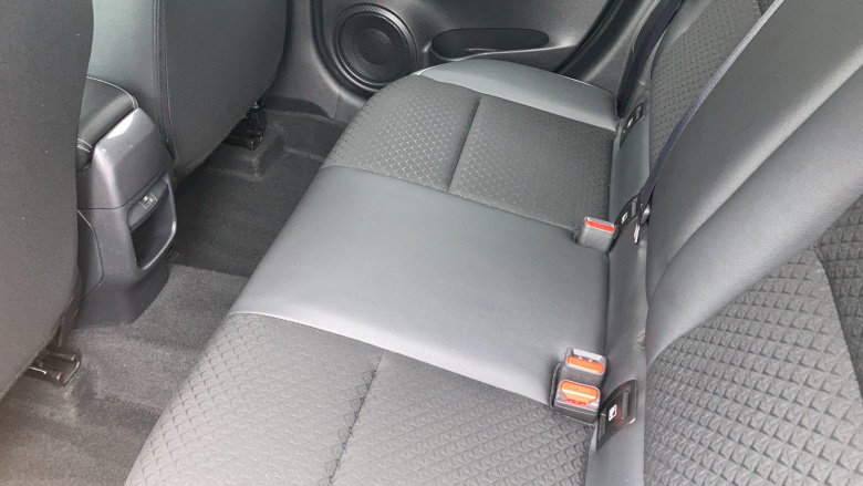 Nissan Juke 1.0 DiG-T 114 N-Connecta 5dr Petrol Hatchback